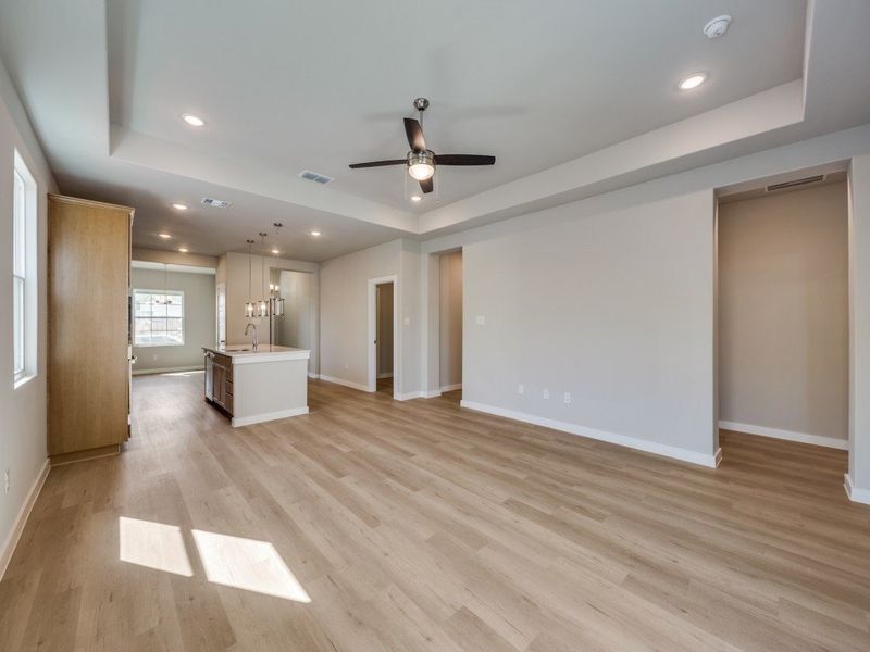 Representative unfurnished interior of a home built from the Roswell by Hakes Brothers in Hunters Ranch, San Antonio (Image 12).