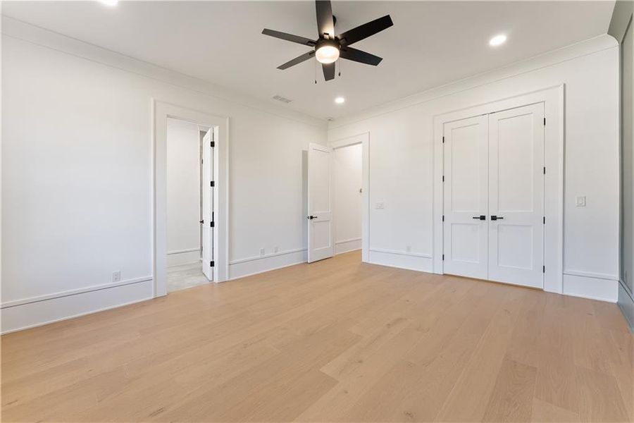 Spacious, unfurnished interior of a new home in , Monroe (Image 49).