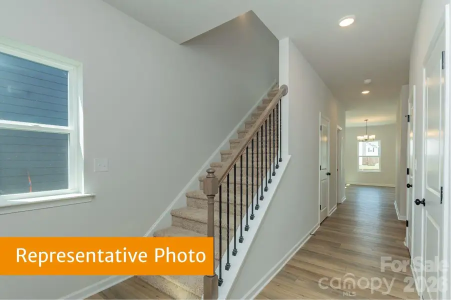 Image 13 of a home in Sunset Meadows.