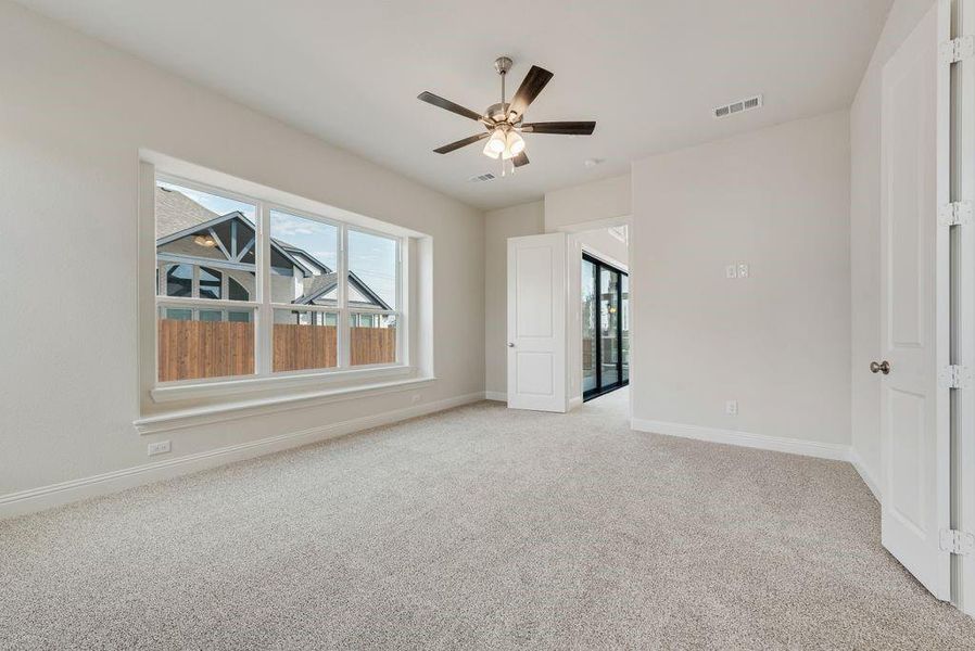 Spacious, unfurnished interior of a new home in Cedar Ridge Estates, Grand Prairie (Image 36). Spacious, unfurnished interior of a new home in Cedar Ridge Estates, Grand Prairie (Image 36).