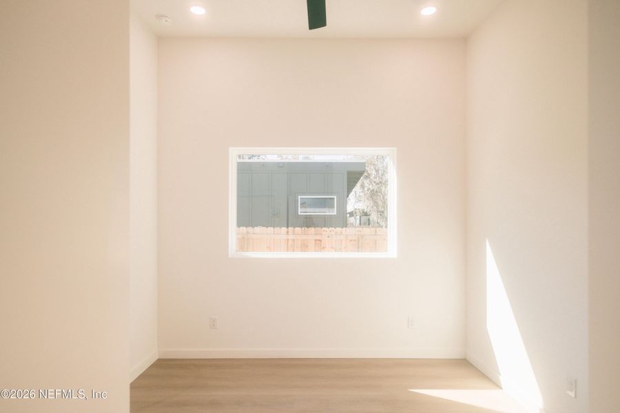 Spacious, unfurnished interior of a new home in , St. Augustine (Image 9).