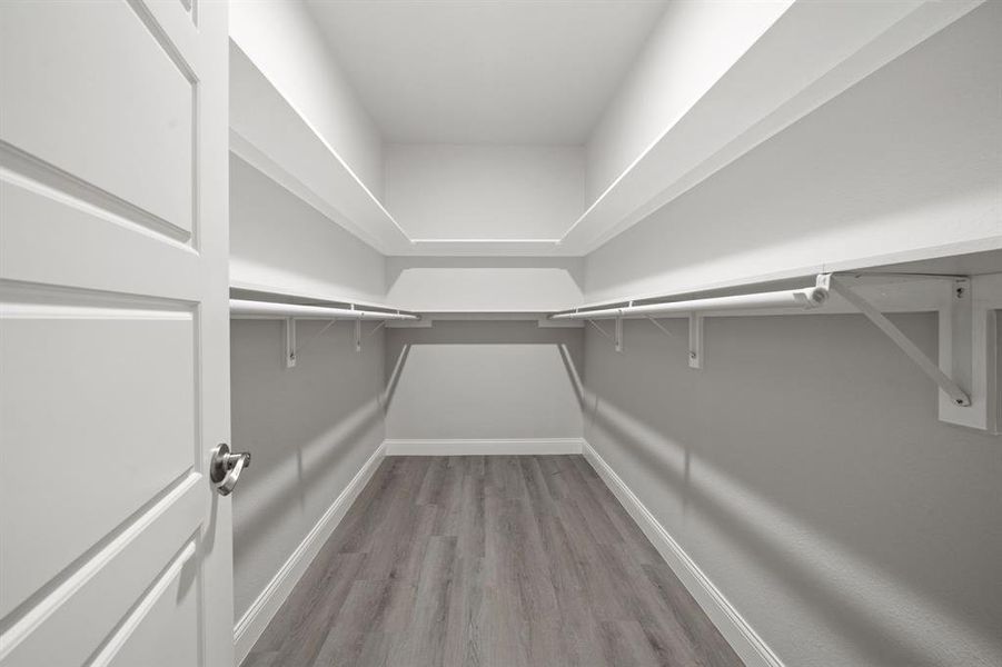 Spacious, unfurnished interior of a new home in , Greenville (Image 28).