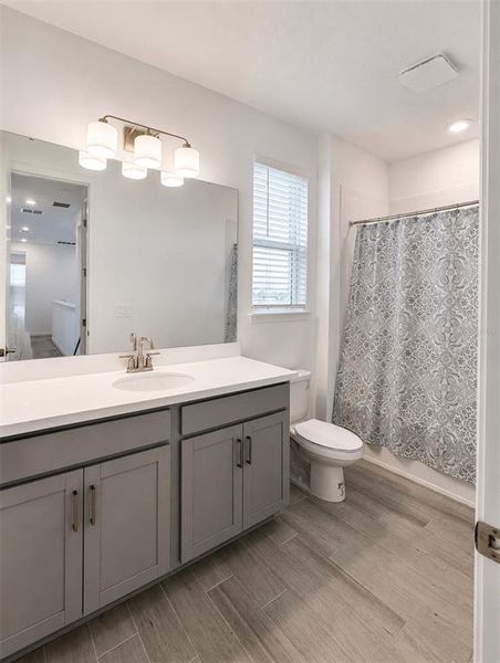 Furnished interior view inside a new home in , St. Cloud (Image 11).