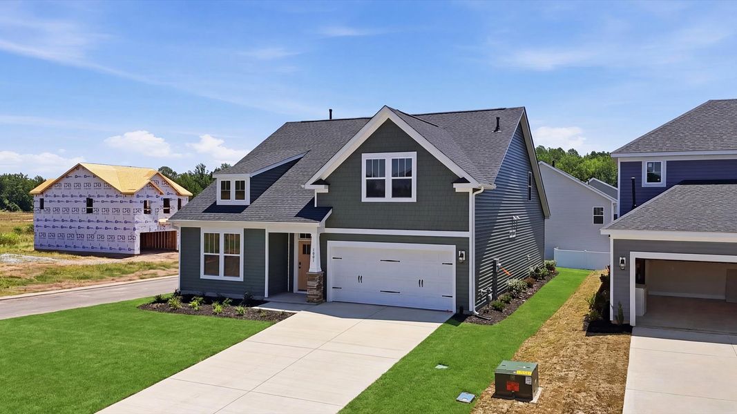 Highly desirable exterior with refined craftsmanship in a reputable neighborhood Highly desirable exterior with refined craftsmanship in a reputable neighborhood