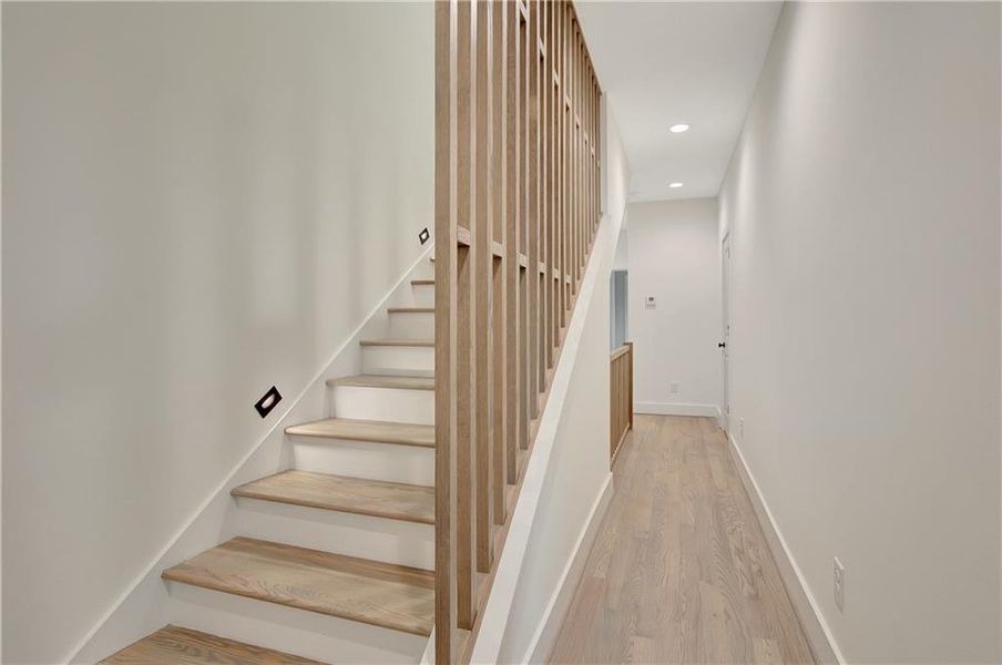 Spacious, unfurnished interior of a new home in , Atlanta (Image 23).