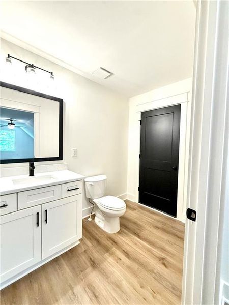 Furnished interior view inside a new home in , Dallas (Image 10).