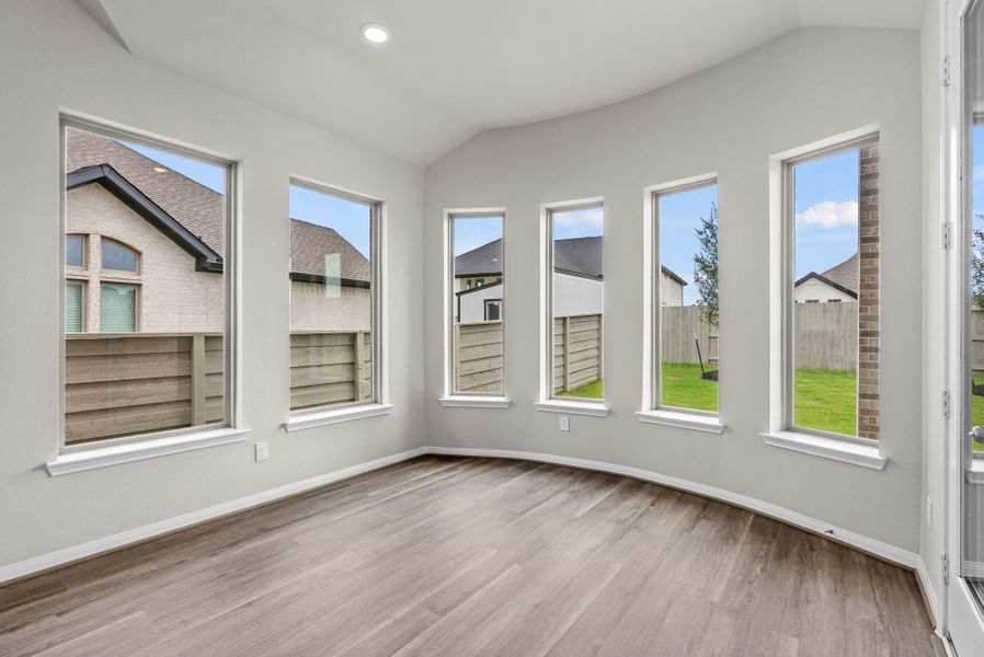 Spacious, unfurnished interior of a new home in Pomona, Manvel (Image 22).