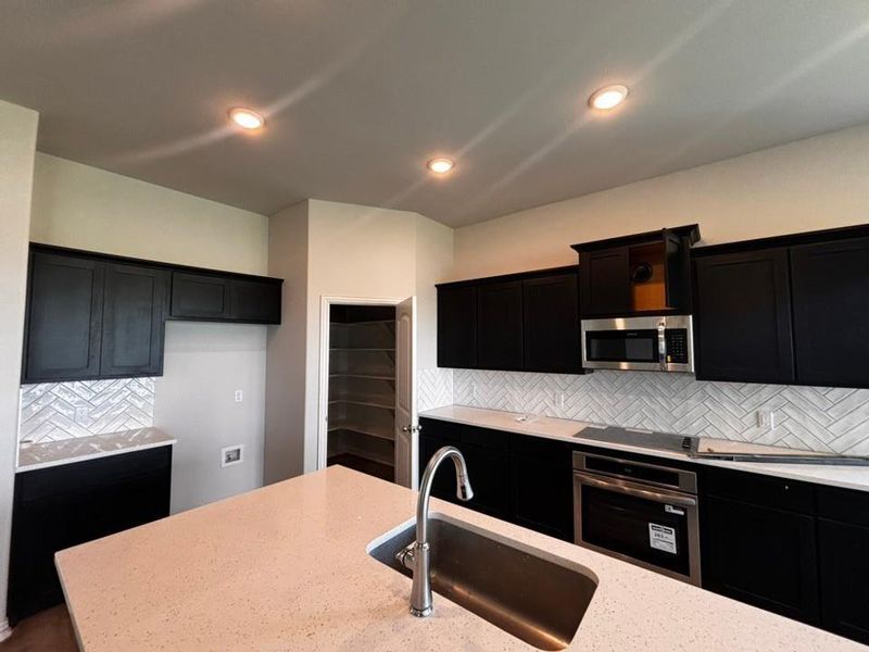Furnished interior view inside a new home in Hillview Addition, Decatur (Image 6).
