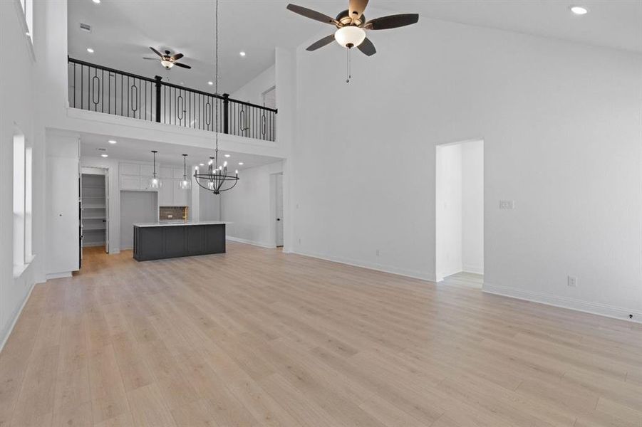 DAL_Painted Tree_Easton_3925 Menard Street (20) DAL_Painted Tree_Easton_3925 Menard Street (20)