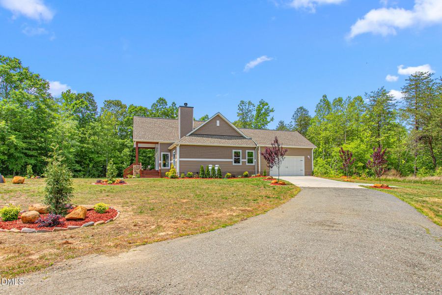 625 Robertson Road-38