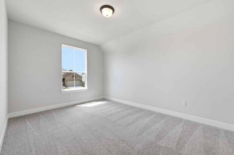 Spacious, unfurnished interior of a new home in Flora, Hutto (Image 18).