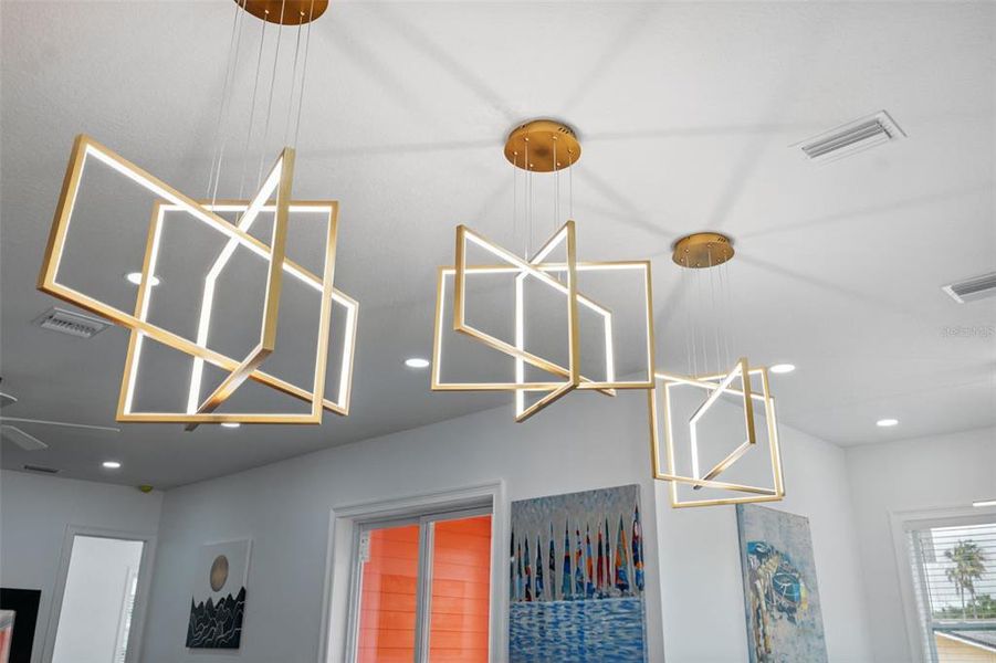 Community amenities in , Hudson (Image 47).