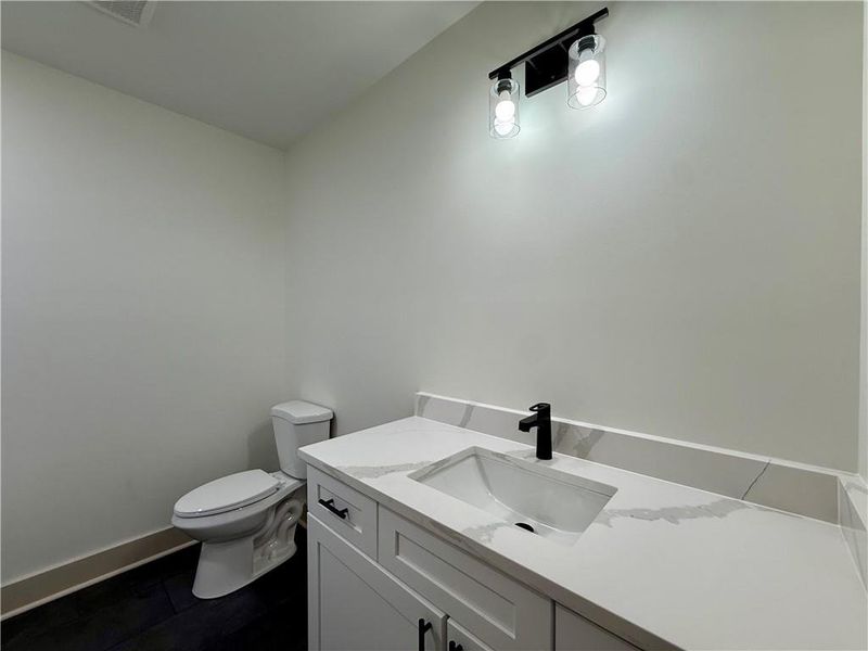 Furnished interior view inside a new home in , Calhoun (Image 13).