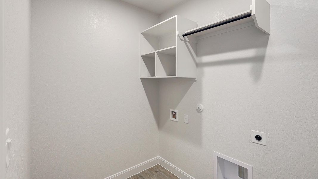 Spacious, unfurnished interior of a new home in Kallison Ranch, San Antonio (Image 25).