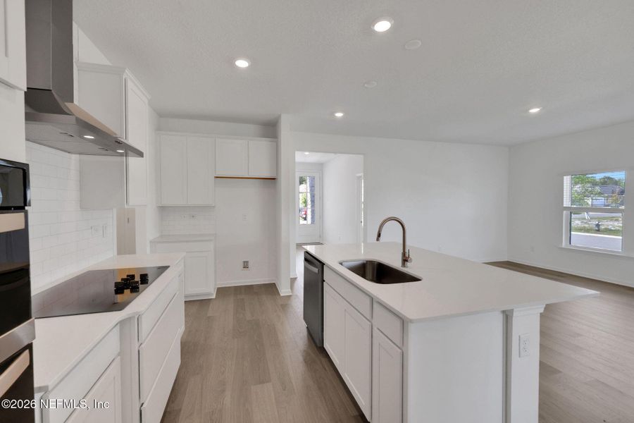 Furnished interior view inside a new home in Hyland Trail, Green Cove Springs (Image 7).