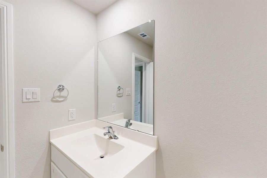 Image 32 of a home in Meadow Park. Image 32 of a home in Meadow Park.