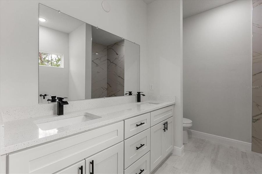 Spacious, unfurnished interior of a new home in , Ocala (Image 17).