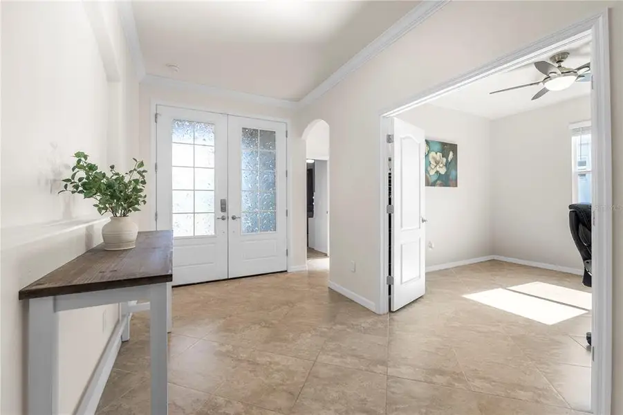 Spacious, unfurnished interior of a new home in , Punta Gorda (Image 21).