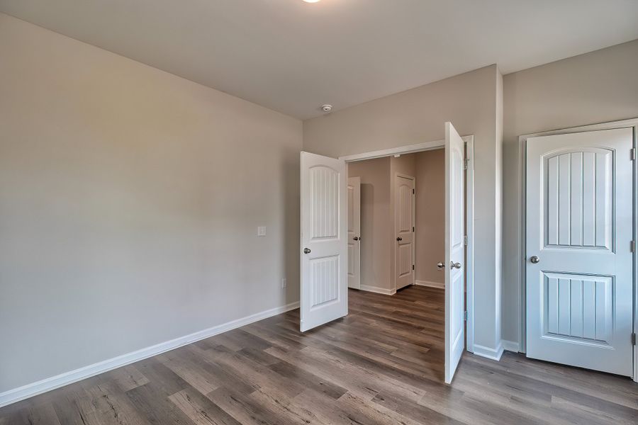 Representative unfurnished interior of a home built from the Devereaux II by Great Southern Homes in Beach Forest, Sumter (Image 29). Representative unfurnished interior of a home built from the Devereaux II by Great Southern Homes in Beach Forest, Sumter (Image 29).