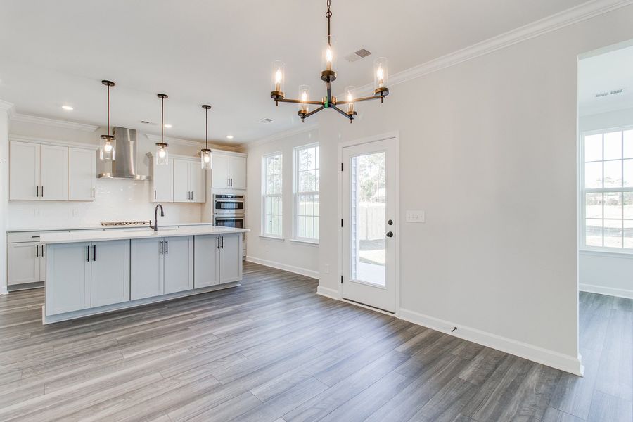 Spacious, unfurnished interior of a new home in Hendrix Farms, Lexington (Image 30).