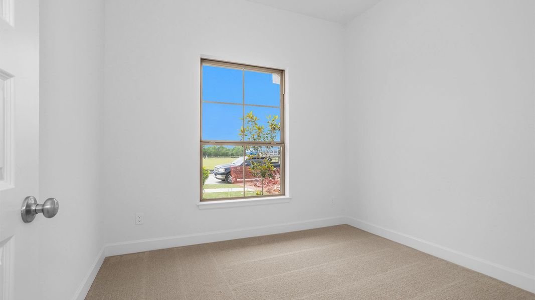 Spacious, unfurnished interior of a new home in Valencia, Manvel (Image 11). Spacious, unfurnished interior of a new home in Valencia, Manvel (Image 11).