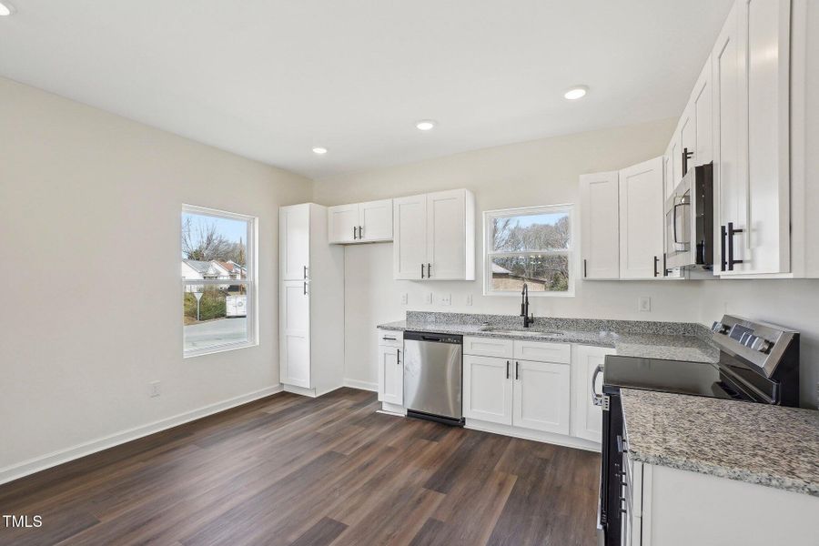 14-web-or-mls-Gilmer St-014 14-web-or-mls-Gilmer St-014