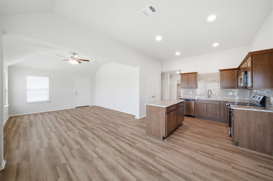 Image 27 of a home in . Image 27 of a home in .