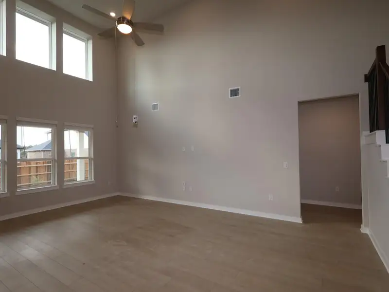 Spacious, unfurnished interior of a new home in Barksdale, Leander (Image 19). Spacious, unfurnished interior of a new home in Barksdale, Leander (Image 19).