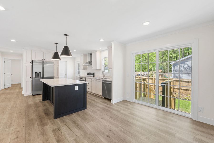 Furnished interior view inside a new home in , Ravenel (Image 6).