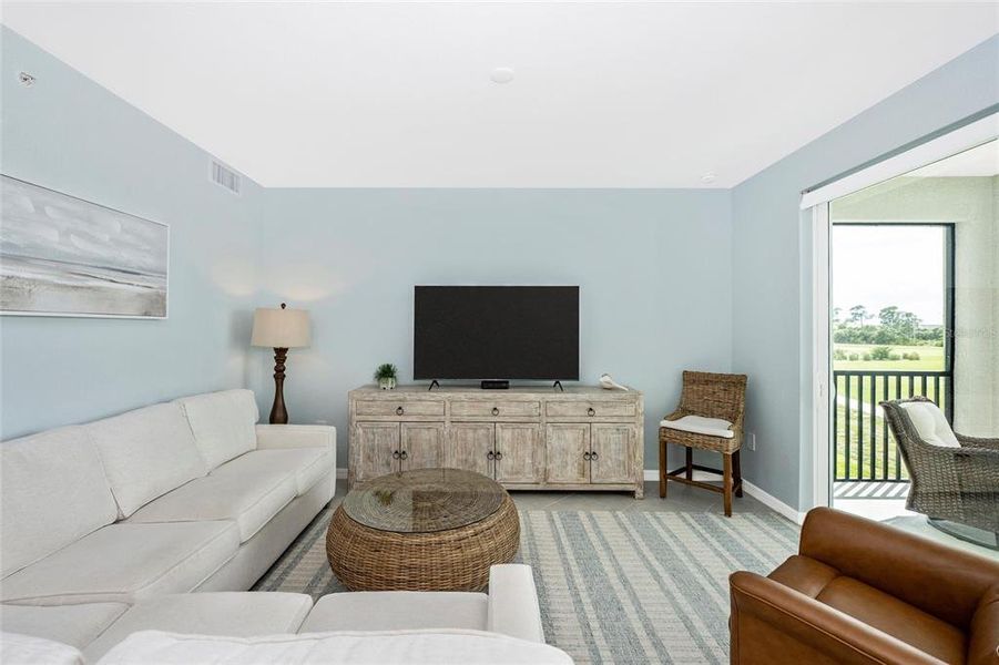 Furnished interior view inside a new home in , Venice (Image 33).