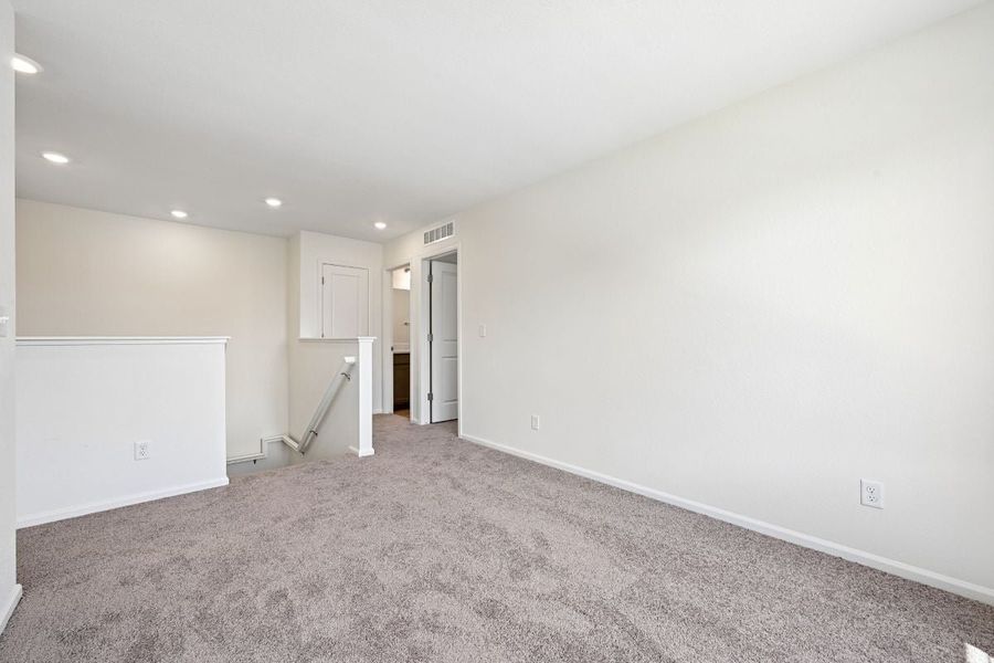Spacious, unfurnished interior of a new home in Farmlore Villas, Brighton (Image 20).