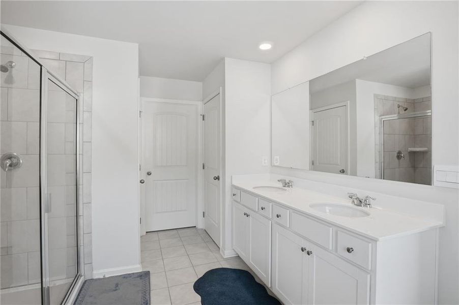 Furnished interior view inside a new home in , Buford (Image 27).