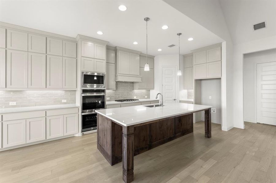 12. 2006 Wickersham - Kitchen (2) 12. 2006 Wickersham - Kitchen (2)