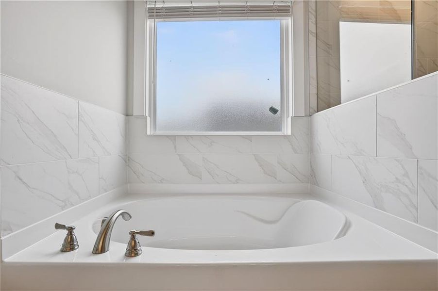 Close-up of interior finishes inside a home in The Fairways at Mirror Lake, Villa Rica (Image 13).