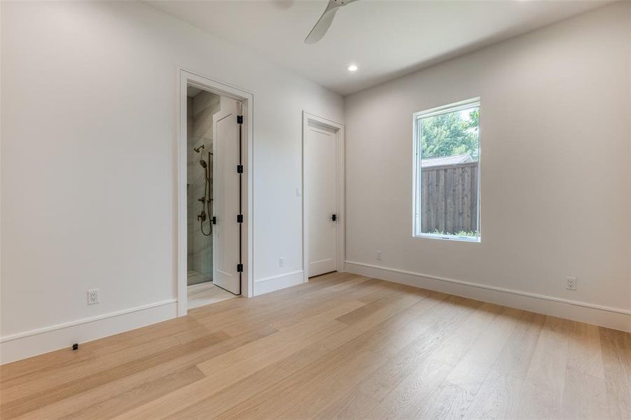 Spacious, unfurnished interior of a new home in , Dallas (Image 22).