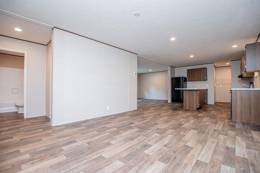 Spacious, unfurnished interior of a new home in , Carrollton (Image 28).