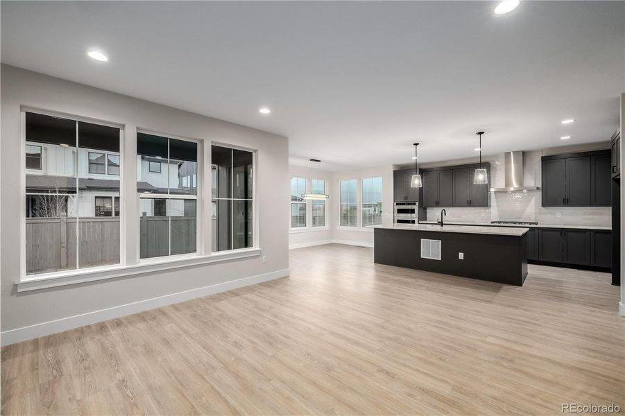 Spacious, unfurnished interior of a new home in West Grange, Longmont (Image 23).