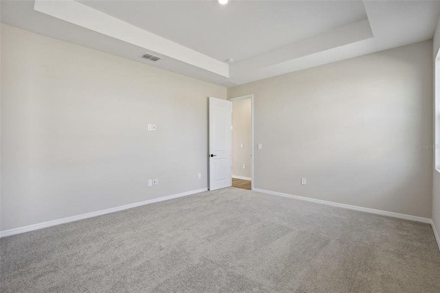 Spacious, unfurnished interior of a new home in Berry Bay, Wimauma (Image 29).