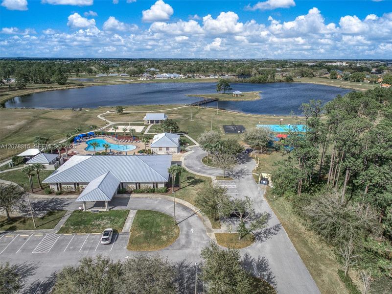 Community amenities in , Sebring (Image 58).