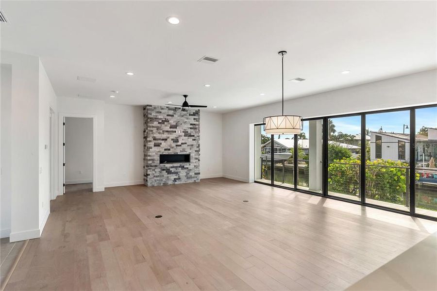 Spacious, unfurnished interior of a new home in , Longboat Key (Image 27). Spacious, unfurnished interior of a new home in , Longboat Key (Image 27).