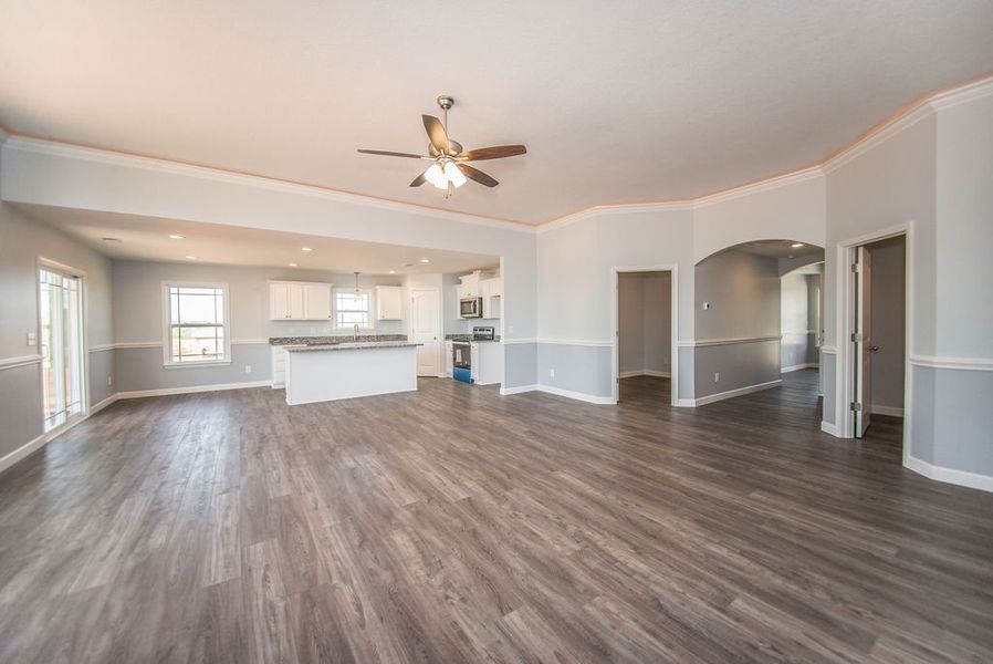 Representative unfurnished interior of a home built from the Franklin by Enchanted Homes in Guadalupe Heights, Seguin (Image 23).