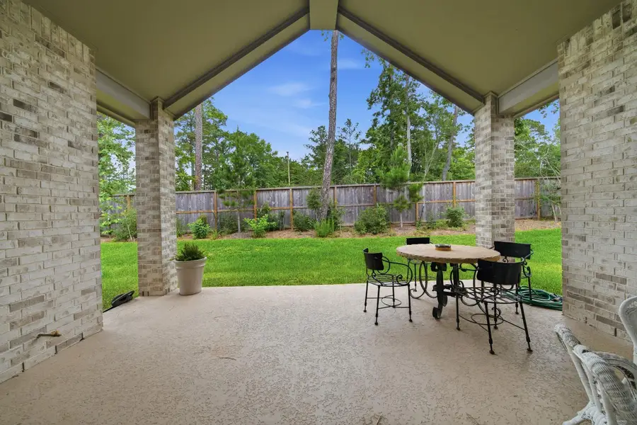 Large Covered Outdoor Patio