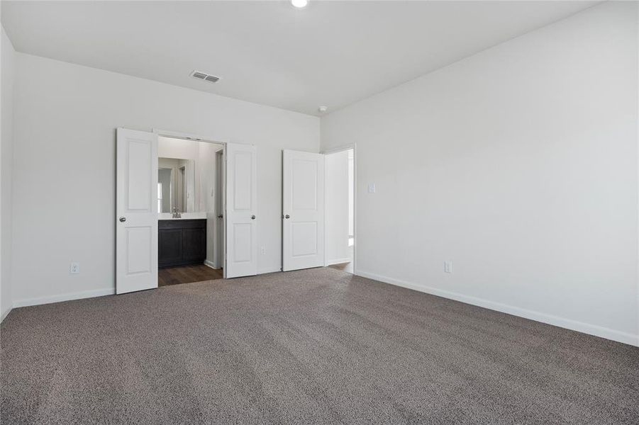 Spacious, unfurnished interior of a new home in Big Sky Estates, Ponder (Image 7). Spacious, unfurnished interior of a new home in Big Sky Estates, Ponder (Image 7).