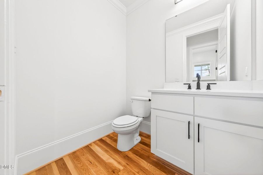 32-web-or-mls-7825 Penny Rd (26 of 70) 32-web-or-mls-7825 Penny Rd (26 of 70)