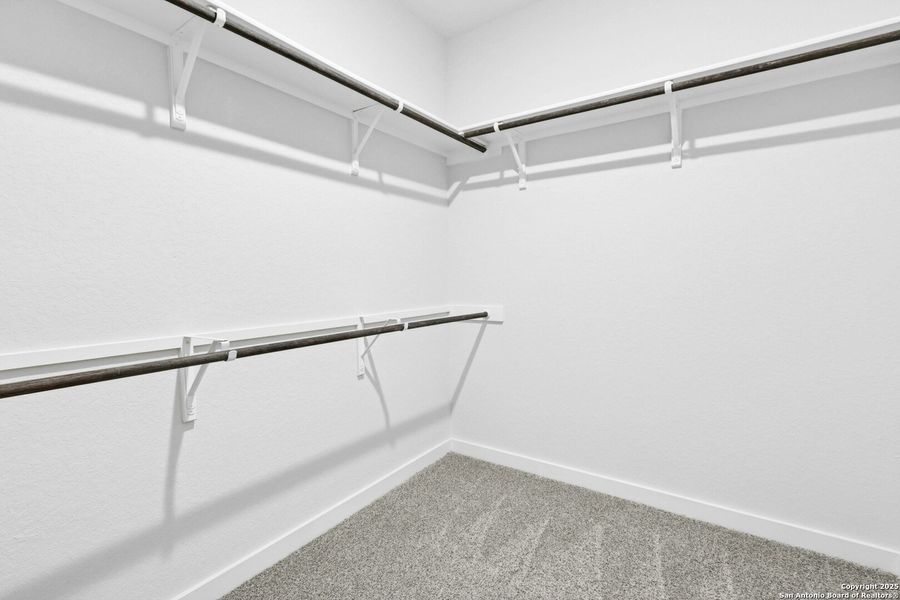 Spacious, unfurnished interior of a new home in Willowbrook, New Braunfels (Image 16).
