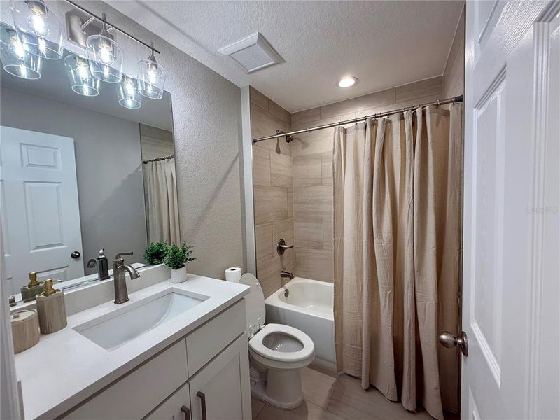 Furnished interior view inside a new home in , Ocala (Image 9).