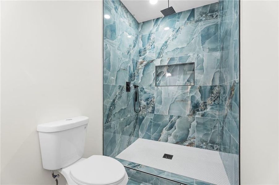 Furnished interior view inside a new home in , Atlanta (Image 9).