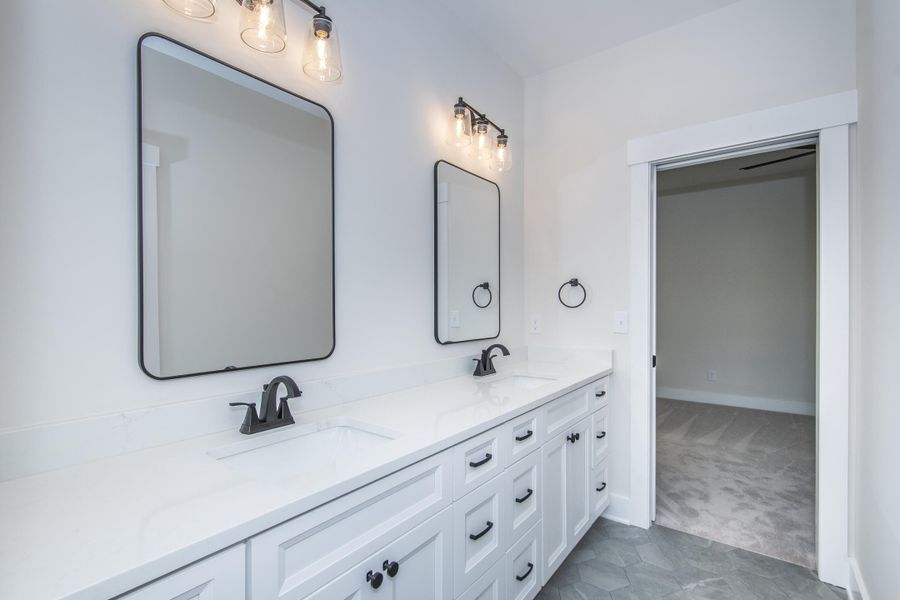 Furnished interior view inside a new home in , Chapin (Image 21).