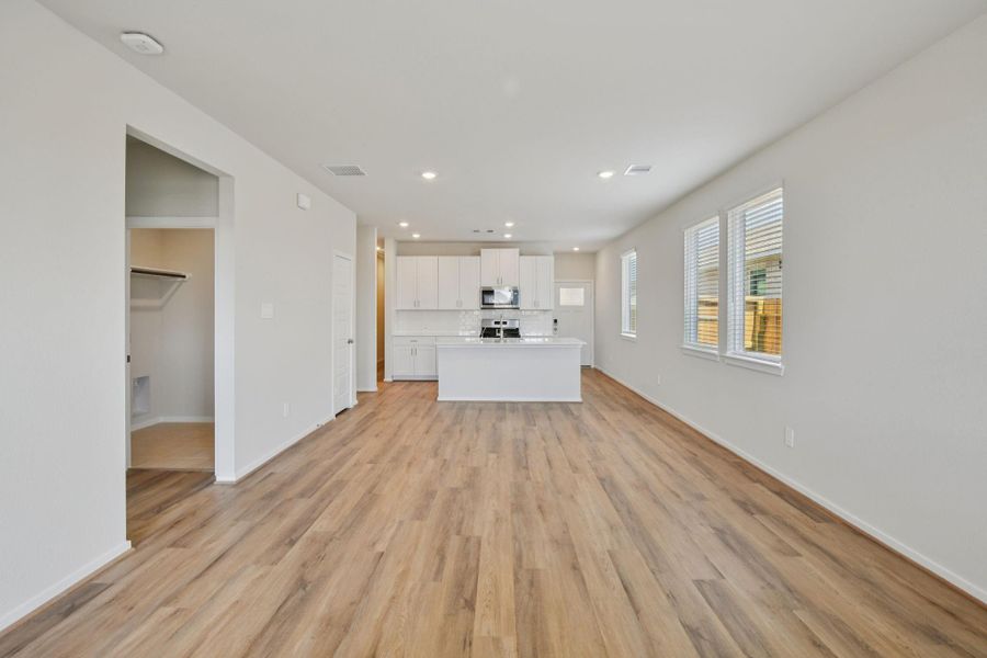Spacious, unfurnished interior of a new home in Sanford Farms - Traditional Series, Waller (Image 27).