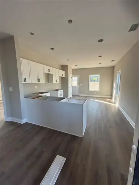 Image 5 of a home in . Image 5 of a home in .